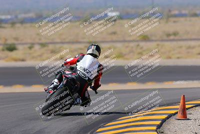 media/Oct-08-2022-SoCal Trackdays (Sat) [[1fc3beec89]]/Turn 11 Backside (1145am)/